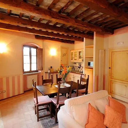Two-bedroom In I 아파트